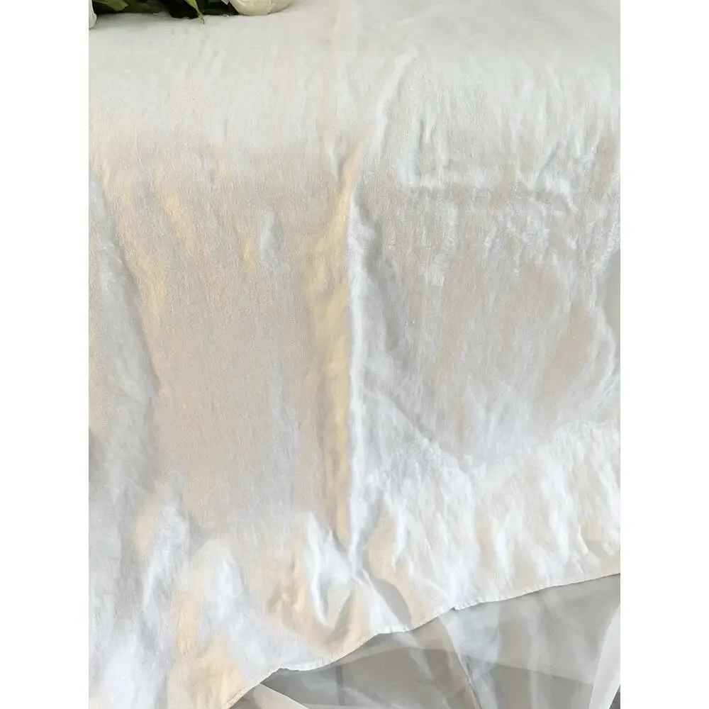 Vtg. WHITE DAMASK Chrysanthemum Flower LINEN TABLECLOTH 67 X 84” Bridal Wedding